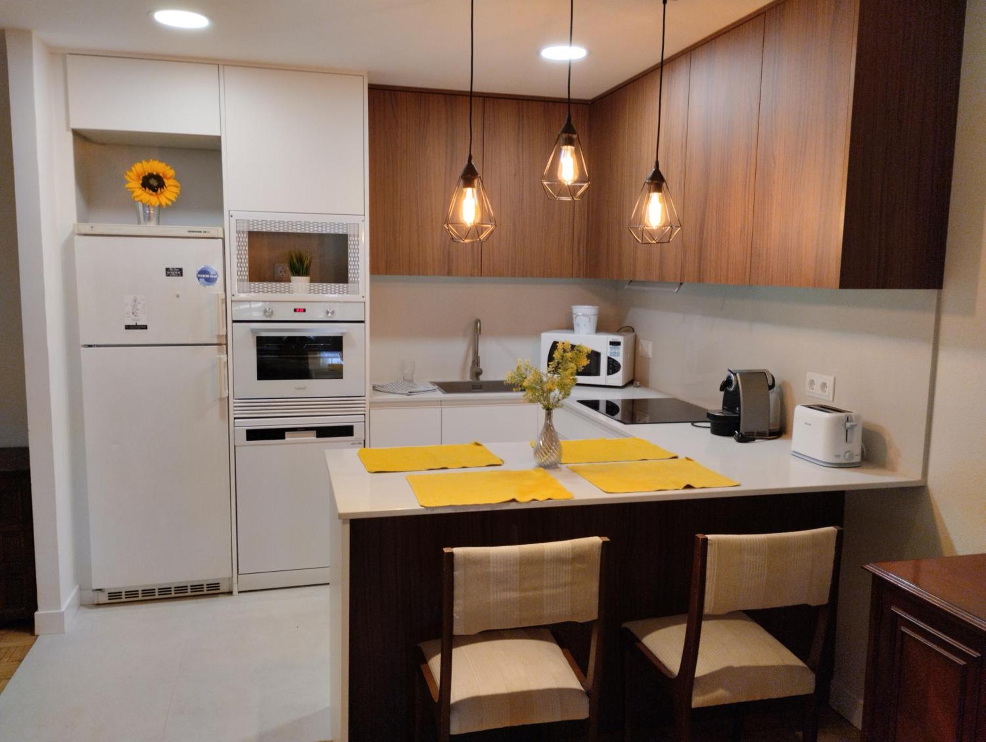 Habitacion Confort En Chamartin Madrid Exterior foto
